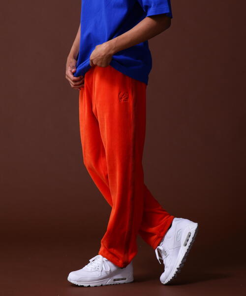 AVIREX(アヴィレックス)の「VELOUR TRACK PANTS / ベロア トラックパンツ / AVIREX / アヴィレックス(その他パンツ・メンズ・ブラック/カーキ/オレンジ・LARGE/XX-LARGE/X-LARGE/MEDIUM)」の16枚目の写真