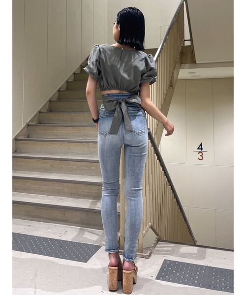 GYDA（ジェイダ）の「ハーフスリーブBACKリボンスクエアネックブラウス（シャツ/ブラウス・レディース・オリーブ/ブラック/オフホワイト・FREE）」の20枚目の写真