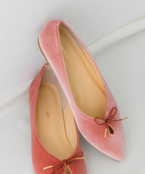 RODE SKO(ロデスコ)の「『MADE IN JAPAN』プチリボンパンプス(パンプス・レディース・ブラック/シルバー/マスタード/ピンク/ネイビー・36/37/38)」の6枚目の写真