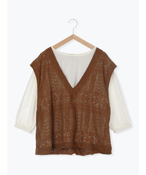 Samansa Mos2（サマンサ モスモス）の「レースドッキングブラウス（シャツ/ブラウス・レディース・キャメル/チャコールグレー/ベージュ/オフホワイト・F）」の4枚目の写真
