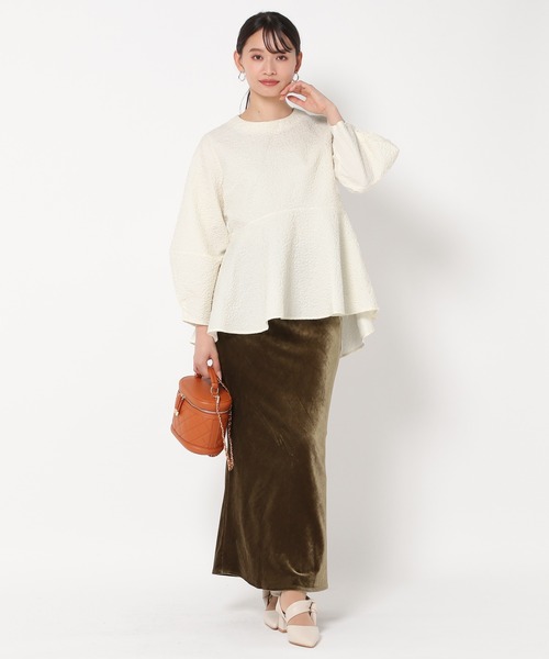 mysty woman(ミスティウーマン)の「ベロアバイアスタイトスカート 981399(スカート・レディース・オレンジ/ネイビー/ブラウン・FREE)」の8枚目の写真