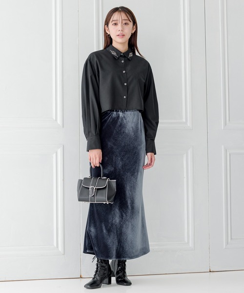 mysty woman(ミスティウーマン)の「ベロアバイアスタイトスカート 981399(スカート・レディース・オレンジ/ネイビー/ブラウン・FREE)」の18枚目の写真