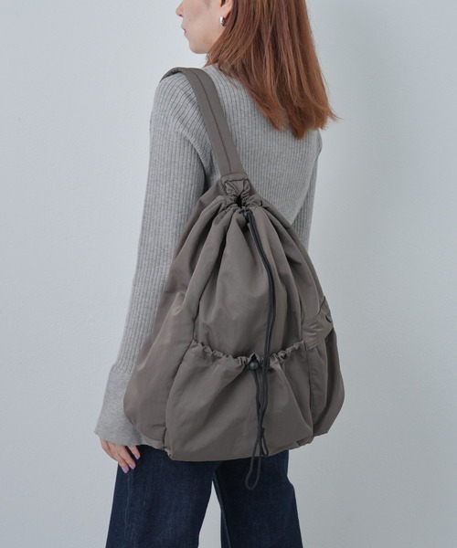 COLONY 2139（コロニートゥーワンスリーナイン）の「ナイロンワンショルダーバッグ（ショルダーバッグ・レディース・ブラック/カーキ/グリーン・FREE）」の13枚目の写真