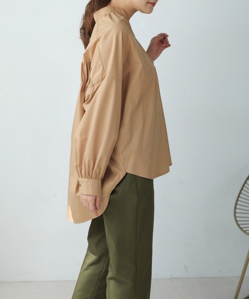Bou Jeloud（ブージュルード）の「スキッパーバックギャザーシャツ（シャツ/ブラウス・レディース・アイボリー/ブルー/ベージュ・38）」の14枚目の写真