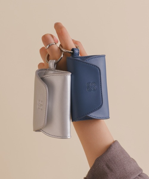 Kastane（カスタネ）の「【新色追加/Kolors like you】 multi pouch（ポーチ・レディース・シルバー/ブルー/ブラウン/ブラック・FREE）」の19枚目の写真