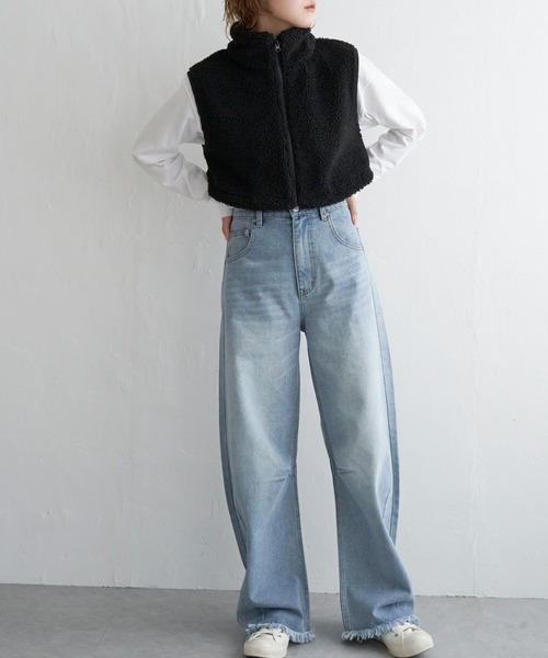 notch.（ノッチ）の「ボアショートベスト（ダウンベスト・レディース・ブラック/オフホワイト/グレー・M）」の7枚目の写真