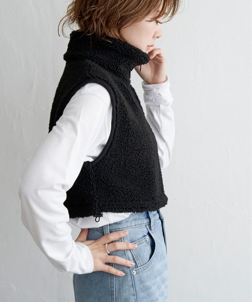 notch.（ノッチ）の「ボアショートベスト（ダウンベスト・レディース・ブラック/オフホワイト/グレー・M）」の6枚目の写真