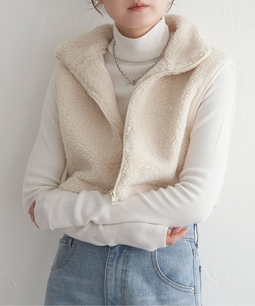 notch.（ノッチ）の「ボアショートベスト（ダウンベスト・レディース・ブラック/オフホワイト/グレー・M）」の8枚目の写真