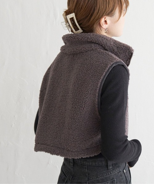 notch.（ノッチ）の「ボアショートベスト（ダウンベスト・レディース・ブラック/オフホワイト/グレー・M）」の12枚目の写真