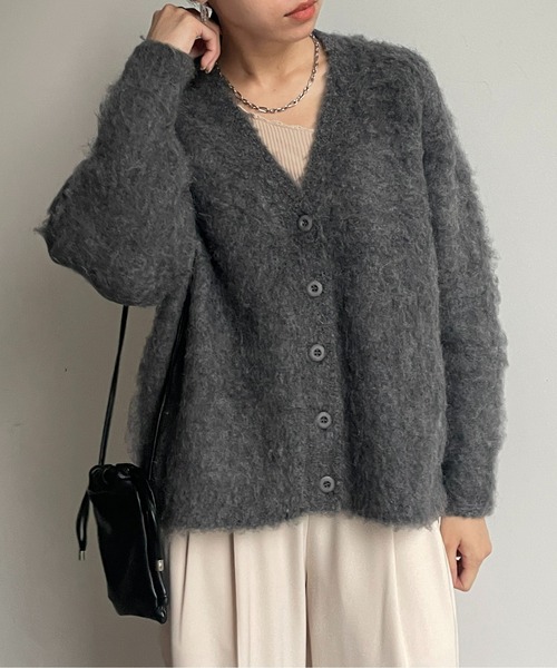 Thevon（ゼボン）の「シャギーVネックカーディガン（カーディガン