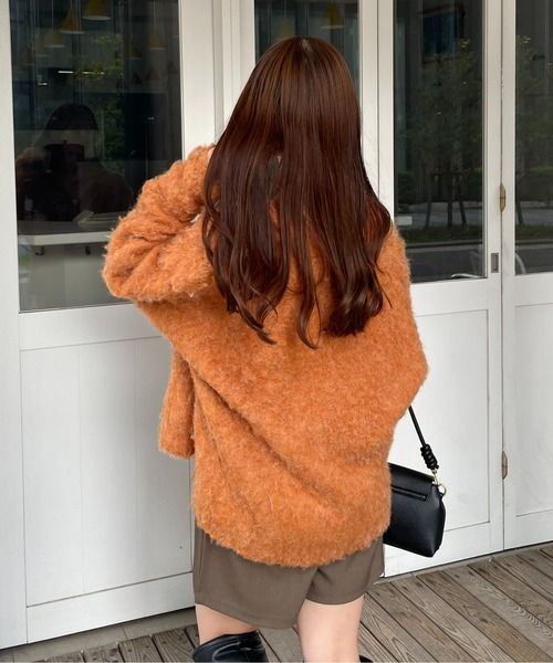 Thevon（ゼボン）の「シャギーVネックカーディガン（カーディガン/ボレロ・レディース・チャコールグレー/オレンジ/グレー/ベージュ/サーモンピンク/ブルー・FREE）」の20枚目の写真