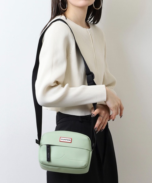 HUNTER(ハンター)の「HUNTER オリジナル ラバライズ ミディアム クロスボディ(ボディバッグ/ウエストポーチ・メンズ・レッド/カーキ/ブラック/ベージュ/グリーン・FREE/F)」の17枚目の写真