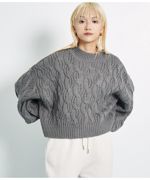 Settimissimo(セッティミッシモ)の「ボリュームスリーブミックスケーブルニット(ニット/セーター・レディース・グレー/ベージュ・FREE)」の12枚目の写真