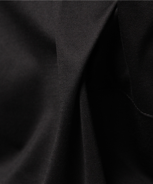 KATHARINE HAMNETT LONDON (キャサリンハムネットロンドン)の「ROUND LENGTH SHORT SLEEVE / ラウンドレングスショートスリーブTシャツ(Tシャツ/カットソー・メンズ・ブラック/ホワイト・SMALL/X-LARGE/LARGE/MEDIUM)」の10枚目の写真