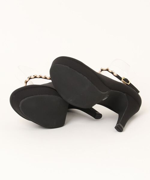 DULCIS REGALO（ドルキス レガロ）の「ElvisLuce(エルビスルーチェ)11cmヒールパールアンクルストラップパンプス（パンプス・レディース・ホワイト/ブラック/ネイビー・L/S/LL/M）」の5枚目の写真