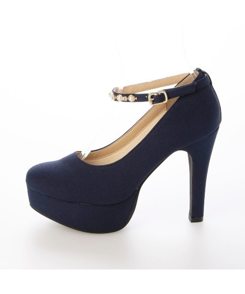 DULCIS REGALO（ドルキス レガロ）の「ElvisLuce(エルビスルーチェ)11cmヒールパールアンクルストラップパンプス（パンプス・レディース・ホワイト/ブラック/ネイビー・L/S/LL/M）」の15枚目の写真