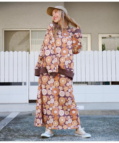 anap mimpi（アナップミンピ）の「レトロフラワー 裏毛 セミフレア スカート（スカート・レディース・ベージュ系その他/ダークグレー・FREE）」の7枚目の写真