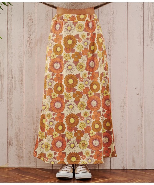 anap mimpi（アナップミンピ）の「レトロフラワー 裏毛 セミフレア スカート（スカート・レディース・ベージュ系その他/ダークグレー・FREE）」の11枚目の写真