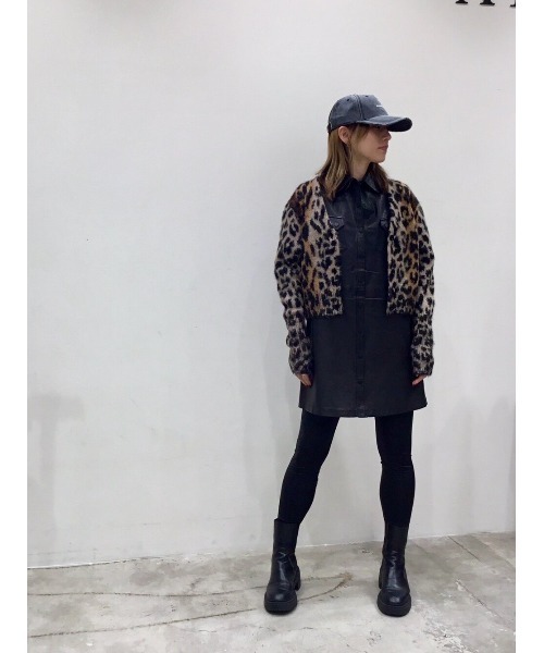 ALLSAINTS（オールセインツ）の「LOTTIE HEELED SLIP ON LEATHER BOOTS | LOTTIE HEELED スリッポン レザー ブーツ（ブーツ・レディース・ブラック系その他・UK4/UK5/UK3）」の20枚目の写真