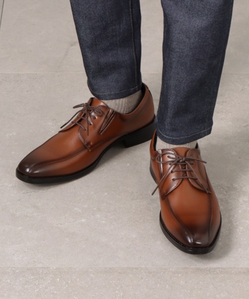 cecilio(セシリオ)の「【cecilio】 <外羽根スワロー>幅広 3E ビジネスシューズ【24.5cm~28.0cm】(ドレスシューズ・メンズ・ブラック/ブラウン・24.5cm/25.0cm/25.5cm/26.0cm/26.5cm/27.0cm/28.0cm)」の1枚目の写真