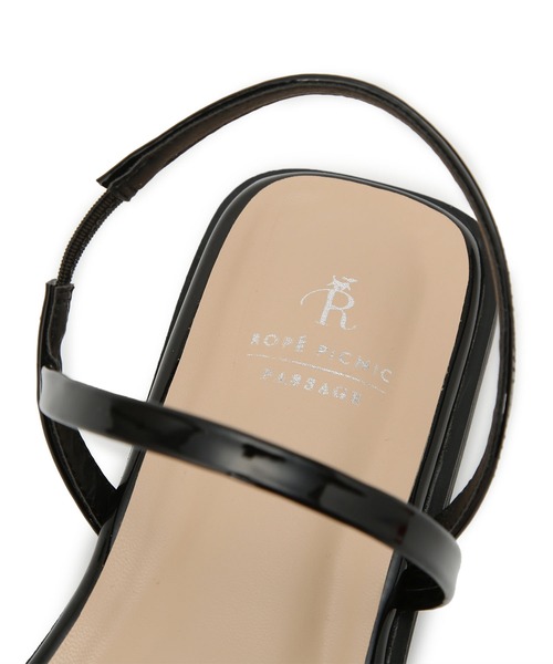 ROPE' PICNIC（ロペピクニック）の「スキニーストラップフラットサンダル（サンダル・レディース・シルバー/オフホワイト/ブラック・23.0cm/24.0cm）」の14枚目の写真