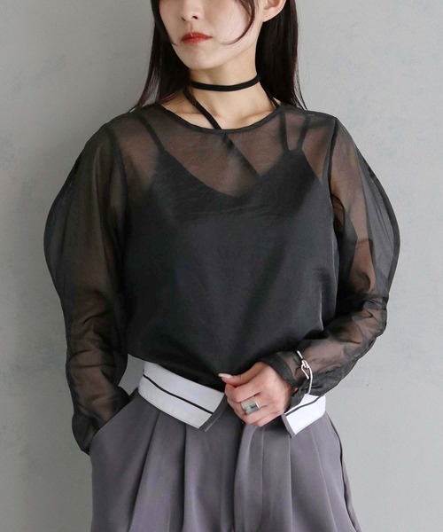 cheriella(シェリエラ)の「【cheriella】WEB限定オーガンジーカーブスリーブブラウス WEB LIMITED ORGANZA CURVE SLEEVE BLOUSE(シャツ/ブラウス・レディース・アイボリー/ブラック/ベージュ・M)」の2枚目の写真