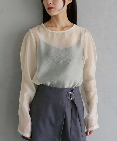 cheriella(シェリエラ)の「【cheriella】WEB限定オーガンジーカーブスリーブブラウス WEB LIMITED ORGANZA CURVE SLEEVE BLOUSE(シャツ/ブラウス・レディース・アイボリー/ブラック/ベージュ・M)」の4枚目の写真