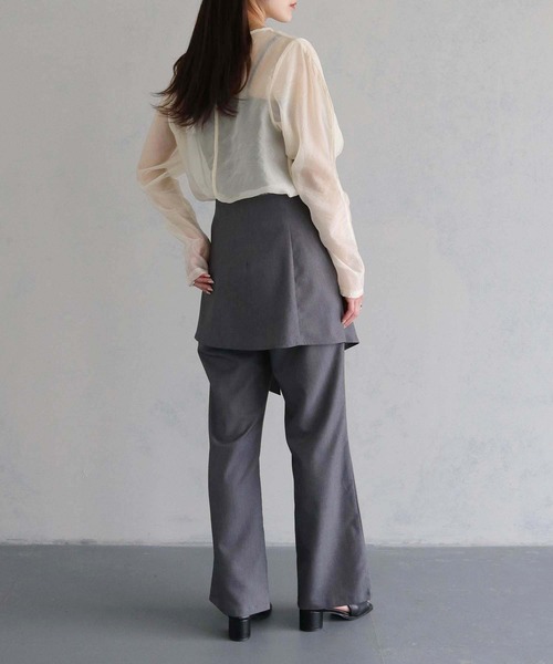 cheriella(シェリエラ)の「【cheriella】WEB限定オーガンジーカーブスリーブブラウス WEB LIMITED ORGANZA CURVE SLEEVE BLOUSE(シャツ/ブラウス・レディース・アイボリー/ブラック/ベージュ・M)」の11枚目の写真