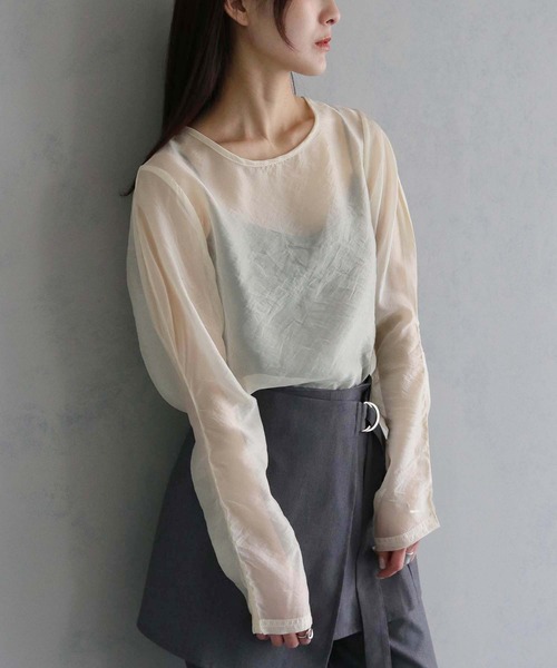 cheriella(シェリエラ)の「【cheriella】WEB限定オーガンジーカーブスリーブブラウス WEB LIMITED ORGANZA CURVE SLEEVE BLOUSE(シャツ/ブラウス・レディース・アイボリー/ブラック/ベージュ・M)」の6枚目の写真