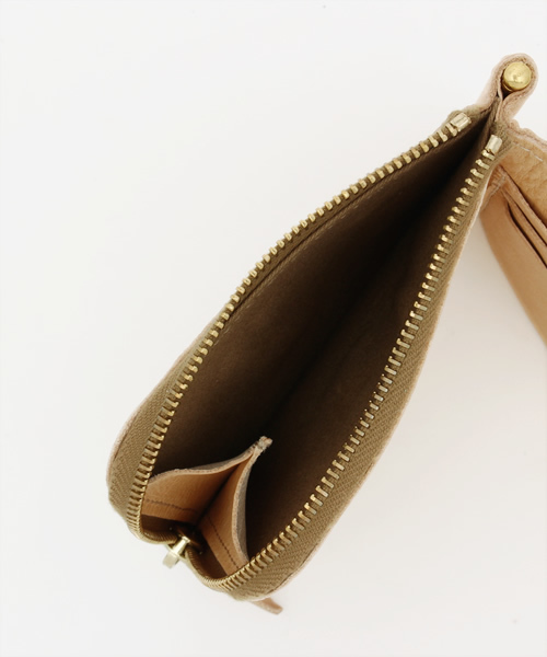 IL BISONTE（イルビゾンテ）の「IL BISONTE / ORIGINAL LEATHER / マネークリップウォレット（財布・レディース・ブラック/ダークブラウン/ライトブラウン/ナチュラル/ネイビー/オレンジ/オリーブ/グレー/レンガ/グリーン・FREE）」の17枚目の写真
