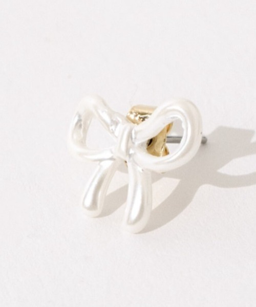 flower(フラワー)の「ホイップリボンピアス(ピアス(片耳用)・レディース・ホワイト・FREE)」の9枚目の写真