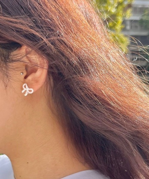 flower(フラワー)の「ホイップリボンピアス(ピアス(片耳用)・レディース・ホワイト・FREE)」の8枚目の写真