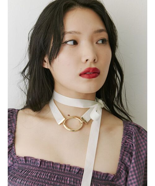 jouetie（ジュエティ）の「2WAYモチーフリボンチョーカー（チョーカー・レディース・オフホワイト/ブラック・FREE）」の4枚目の写真