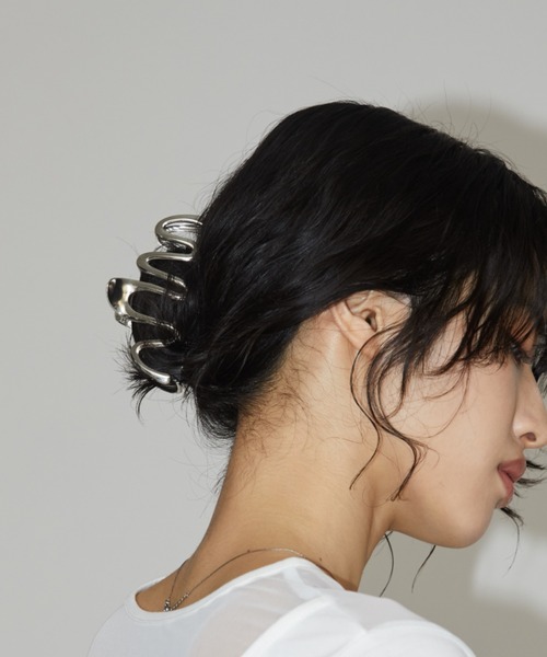 Aunt Marie's(アントマリーズ)の「ウェーブヘアバンスクリップ(バレッタ/ヘアクリップ・レディース・シルバー/ゴールド・FREE)」の4枚目の写真