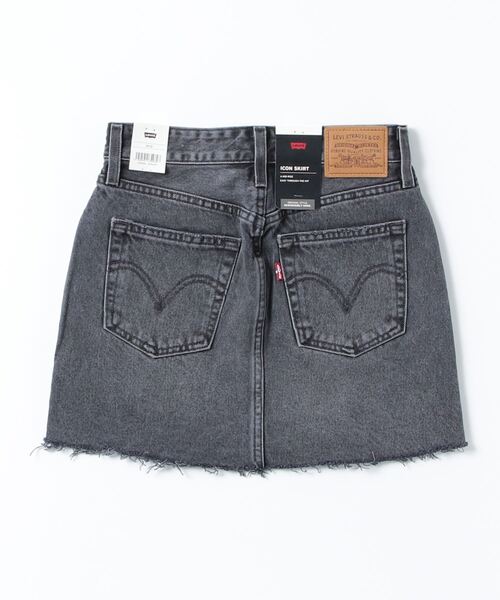 Levi's（リーバイス）の「Levi's/リーバイス RECRAFTED スカート ブラック FIFTH DIMENSION（デニムスカート・レディース・ブラック・23inch/24inch/26inch/27inch/28inch/25inch）」の2枚目の写真