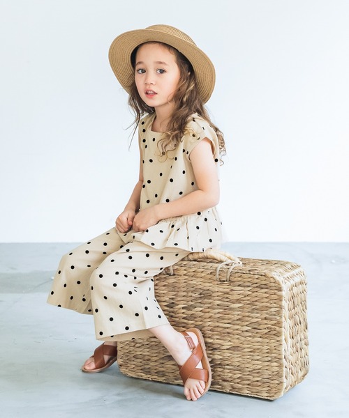 pairmanon(ペアマノン)の「ペプラムブラウス 7分丈パンツ ガールズセットアップ(セットアップ・キッズ・ブルー系その他4/ブラウン系その他/アイボリー/ベージュ系その他/レッド系その他/ベージュ系その他2/パープル系その他/テラコッタ/ブラウン系その他2・110/120/100/130/90/140/150)」の2枚目の写真