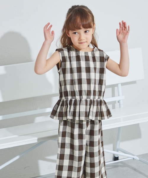 pairmanon(ペアマノン)の「ペプラムブラウス 7分丈パンツ ガールズセットアップ(セットアップ・キッズ・ブルー系その他4/ブラウン系その他/アイボリー/ベージュ系その他/レッド系その他/ベージュ系その他2/パープル系その他/テラコッタ/ブラウン系その他2・110/120/100/130/90/140/150)」の12枚目の写真