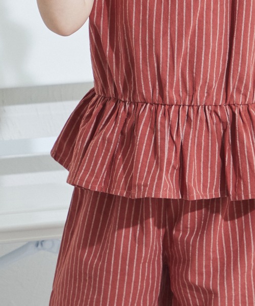 pairmanon(ペアマノン)の「ペプラムブラウス 7分丈パンツ ガールズセットアップ(セットアップ・キッズ・ブルー系その他4/ブラウン系その他/アイボリー/ベージュ系その他/レッド系その他/ベージュ系その他2/パープル系その他/テラコッタ/ブラウン系その他2・110/120/100/130/90/140/150)」の19枚目の写真