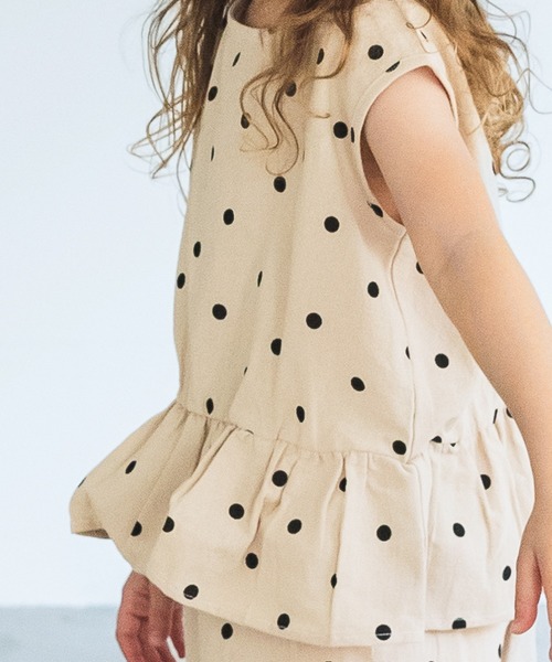 pairmanon(ペアマノン)の「ペプラムブラウス 7分丈パンツ ガールズセットアップ(セットアップ・キッズ・ブルー系その他4/ブラウン系その他/アイボリー/ベージュ系その他/レッド系その他/ベージュ系その他2/パープル系その他/テラコッタ/ブラウン系その他2・110/120/100/130/90/140/150)」の10枚目の写真