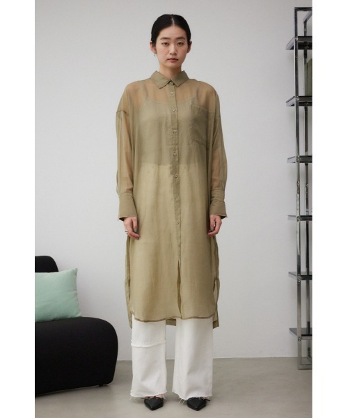 AZUL by moussy（アズールバイマウジー）の「シアーロングシャツ（シャツ/ブラウス・レディース・ライトカーキ/ブラック/アイボリー・SMALL/MEDIUM）」の16枚目の写真