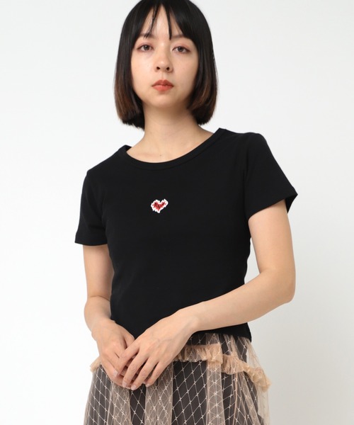 RNA（アールエヌエー）の「M2241 ＦＩＲＥ　ＨＥＡＲＴフライスミニＴ（Tシャツ/カットソー・レディース・レオパード/ゼブラ/ブラック・MEDIUM）」の2枚目の写真