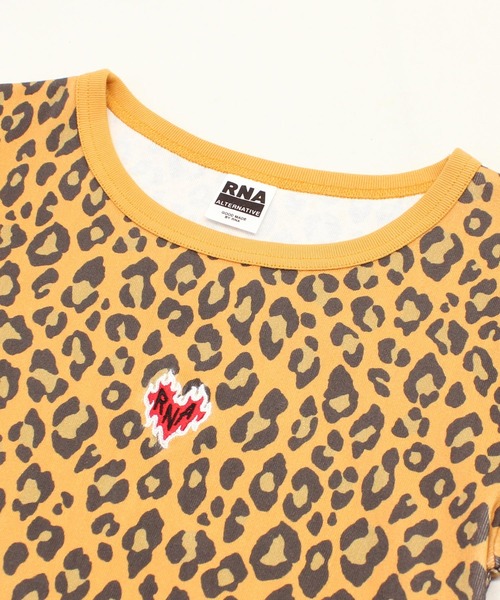 RNA（アールエヌエー）の「M2241 ＦＩＲＥ　ＨＥＡＲＴフライスミニＴ（Tシャツ/カットソー・レディース・レオパード/ゼブラ/ブラック・MEDIUM）」の14枚目の写真