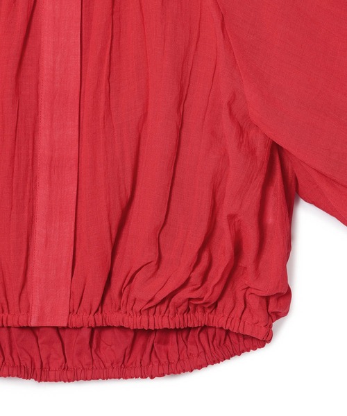 ADAM ET ROPE'（アダムエロペ）の「【サステナブル】バルーンスリーブブラウス（シャツ/ブラウス・レディース・ブラック/レッド/ホワイト・FREE）」の8枚目の写真