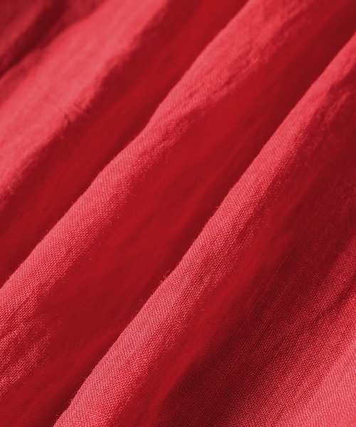 ADAM ET ROPE'（アダムエロペ）の「【サステナブル】バルーンスリーブブラウス（シャツ/ブラウス・レディース・ブラック/レッド/ホワイト・FREE）」の11枚目の写真