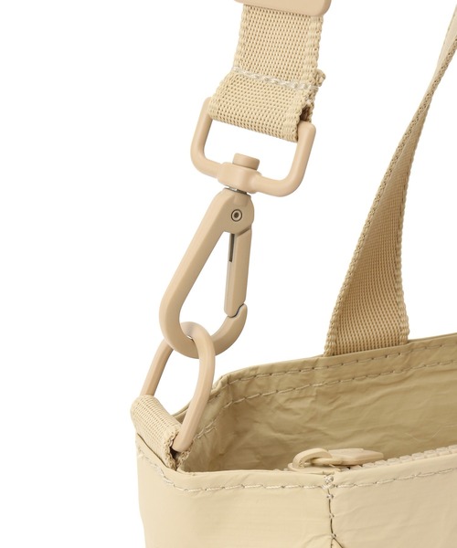 ALOHA（アロハ）の「【ALOHA COLLECTION】Monochrome Crossbody クロスボディバッグ／W18×H20（トートバッグ・レディース・ブラック/オリーブ/キャメル・FREE）」の10枚目の写真