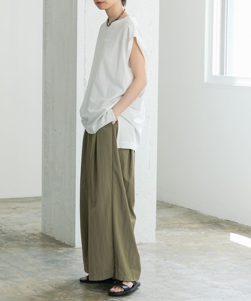 URBAN RESEARCH（アーバンリサーチ）の「ノースリーブチュニックカットソー（Tシャツ/カットソー・レディース・ブラック/グレー系その他/その他1/ホワイト・FREE）」の10枚目の写真