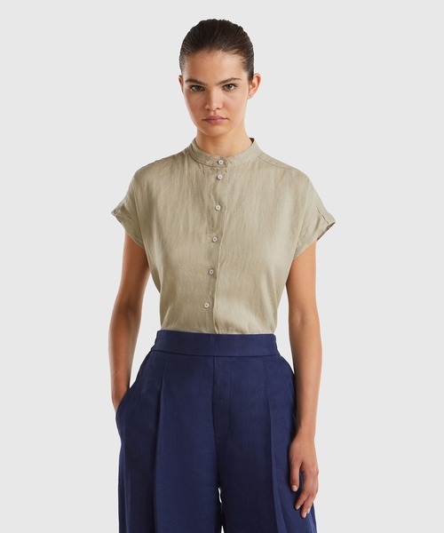 BENETTON (UNITED COLORS OF BENETTON)（ベネトンユナイテッドカラーズオブベネトン）の「リネン100％フレンチスリーブラウンドヘムバンドカラーシャツ・ブラウス（シャツ/ブラウス・レディース・ピンクベージュ/カーキ/ブラック・SMALL/X-SMALL/MEDIUM/XX-SMALL）」の10枚目の写真