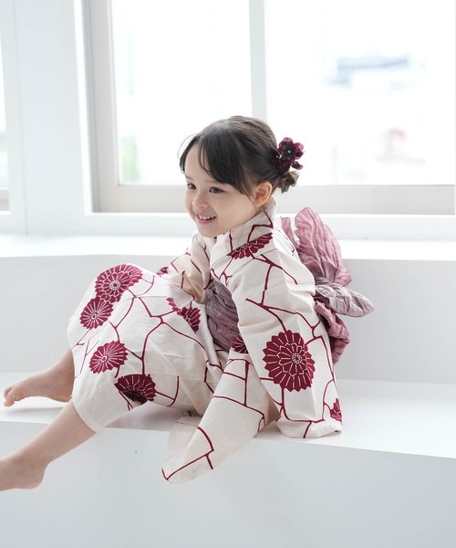 utatane（ウタタネ）の「キッズ浴衣3点セット ニコアンティーク えんじの扇面と菊（浴衣・キッズ・レッド・100cm/110cm/130cm/120cm）」の5枚目の写真