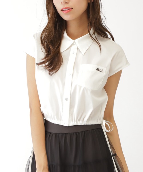 JILL by JILL STUART(ジルバイジルスチュアート)の「ウエストリボンノースリーブシャツ(シャツ/ブラウス・レディース・ベージュ/ブルー/ホワイト・FREE)」の1枚目の写真