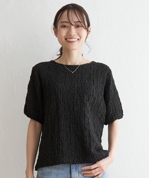 ikka(イッカ)の「フクレ半袖プルオーバー(Tシャツ/カットソー・レディース・ブラック/ライトベージュ/ブルー・M/L/S)」の4枚目の写真